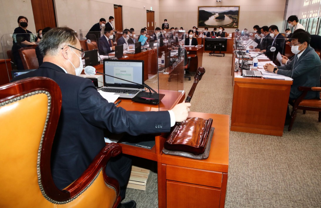 24일(목) 국회 농림축산식품해양수산위원회 전체회의가 이개호 위원장 주재로 진행 중인 모습.(사진=뉴시스)