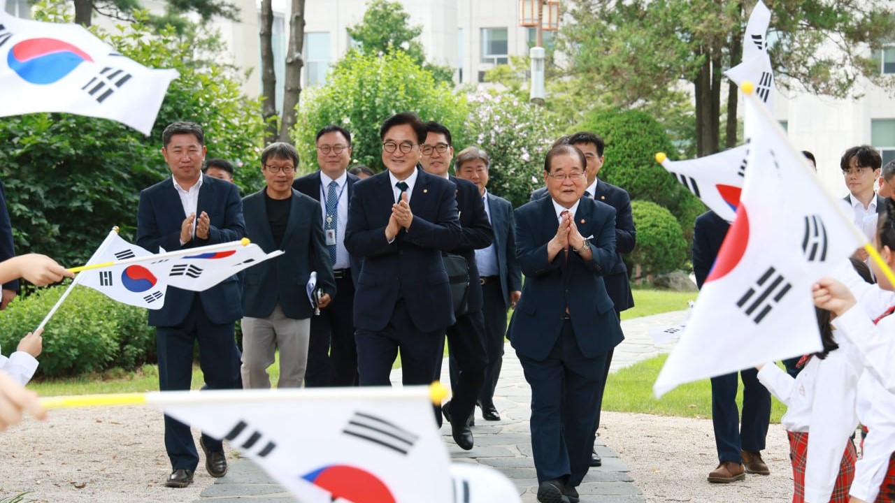 우원식 국회의장이 15일(목) 서울 여의도 국회 사랑재에서 열린 '제79주년 광복절 기념 독립운동가 후손 초청 오찬'에 참석했다.(사진=국회사무처 사진팀)

