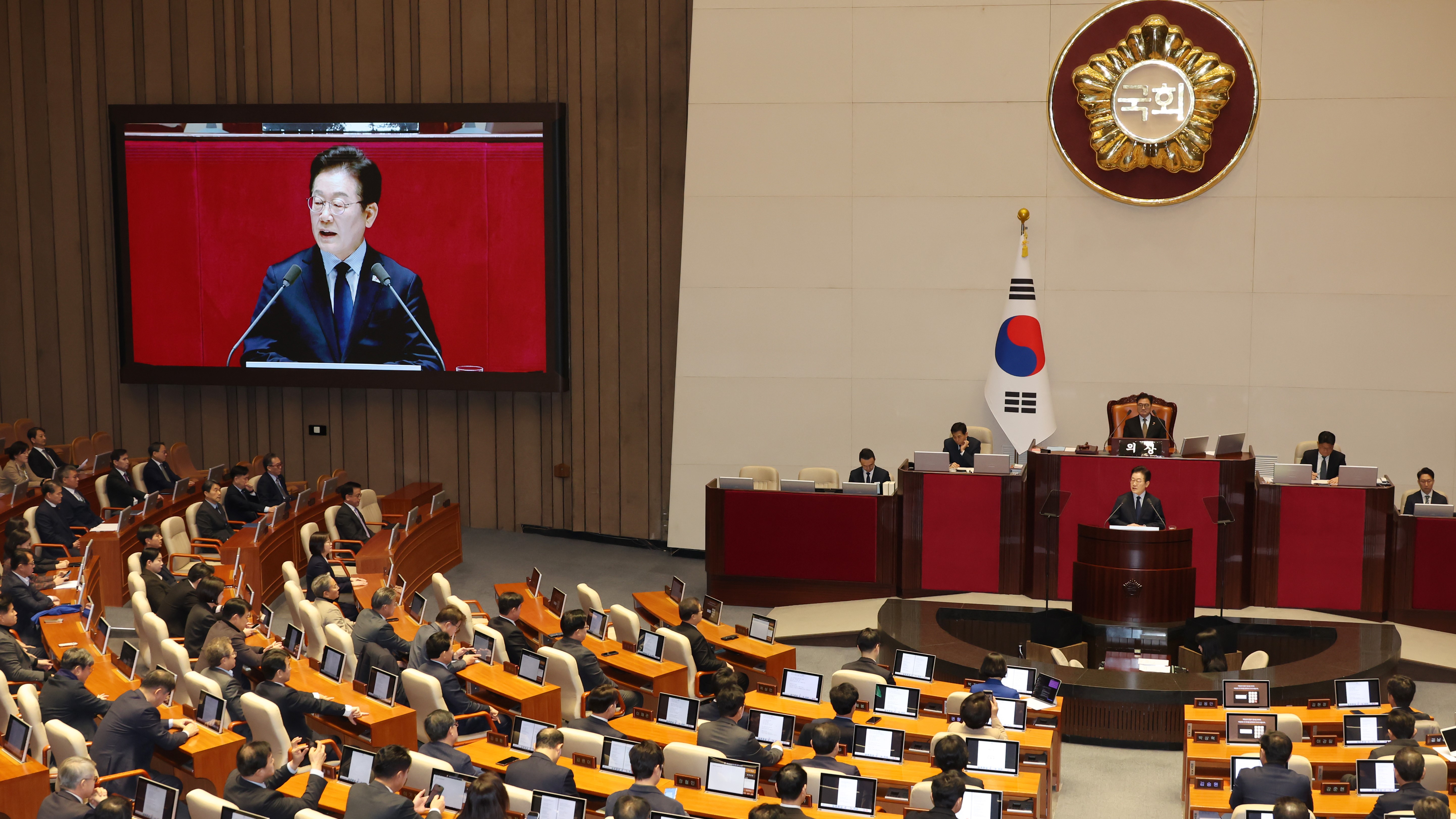 이재명 더불어민주당 대표가 10일(월) 제422회국회(임시회) 제2차 본회의에서 교섭단체대표연설을 하고 있다.(사진=뉴시스)